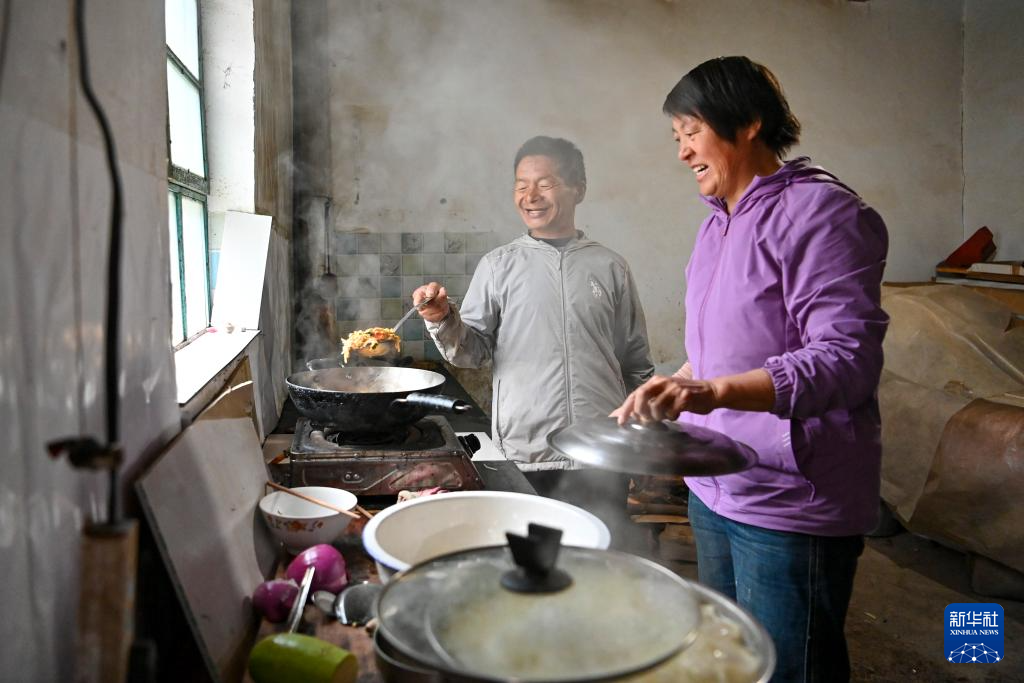 山西平顺：“爱的循环！这个村子很“暖”