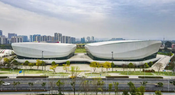 “光影绽放——中国电影120周年活力之夜”在成都高新区举行 “光影绽放——中国电影120周年活力之夜”在成都高新区举行