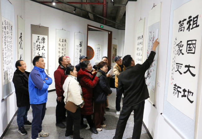 缅怀先辈诠释伟大抗战精神 重庆万盛举办将军及书画名家艺术作品巡展