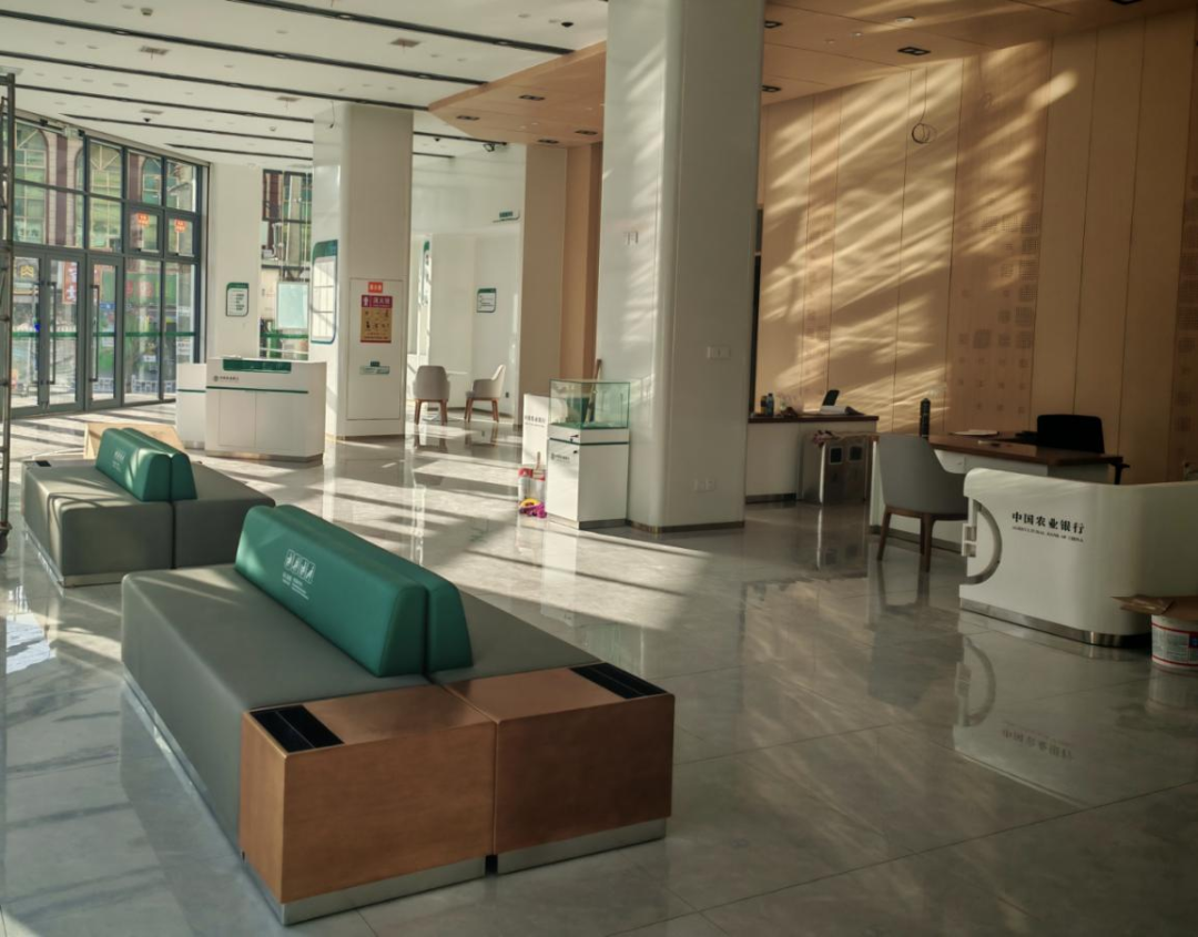 大河新生:从废墟中崛起的金融力量