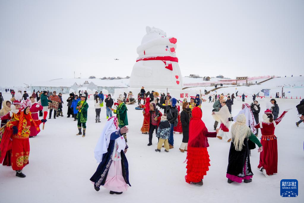新疆昭苏:非遗展演迎新年