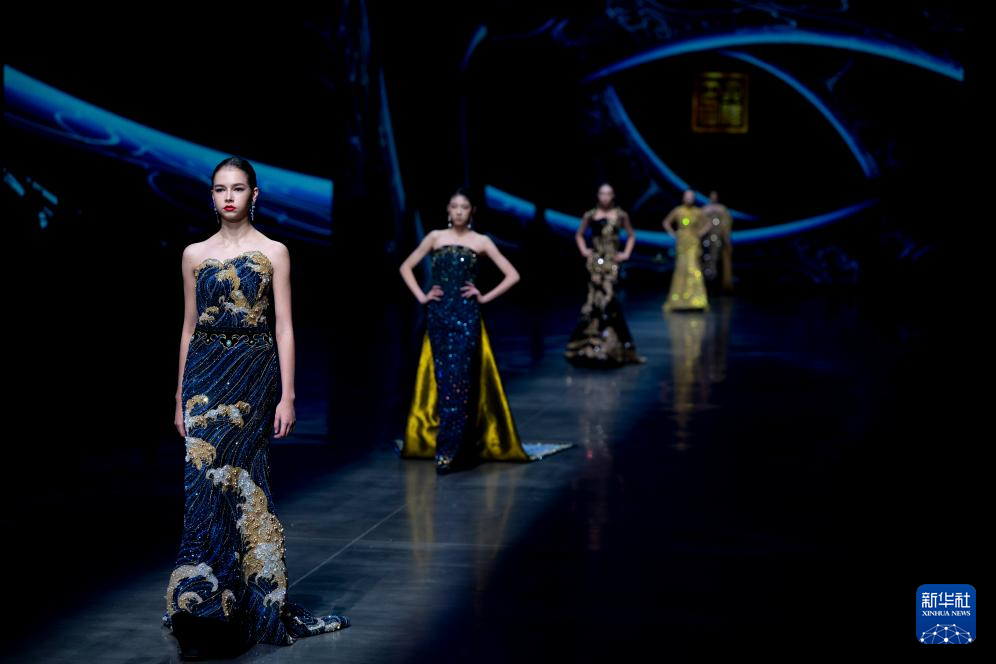 2026第十二届哈尔滨国际时装周启幕