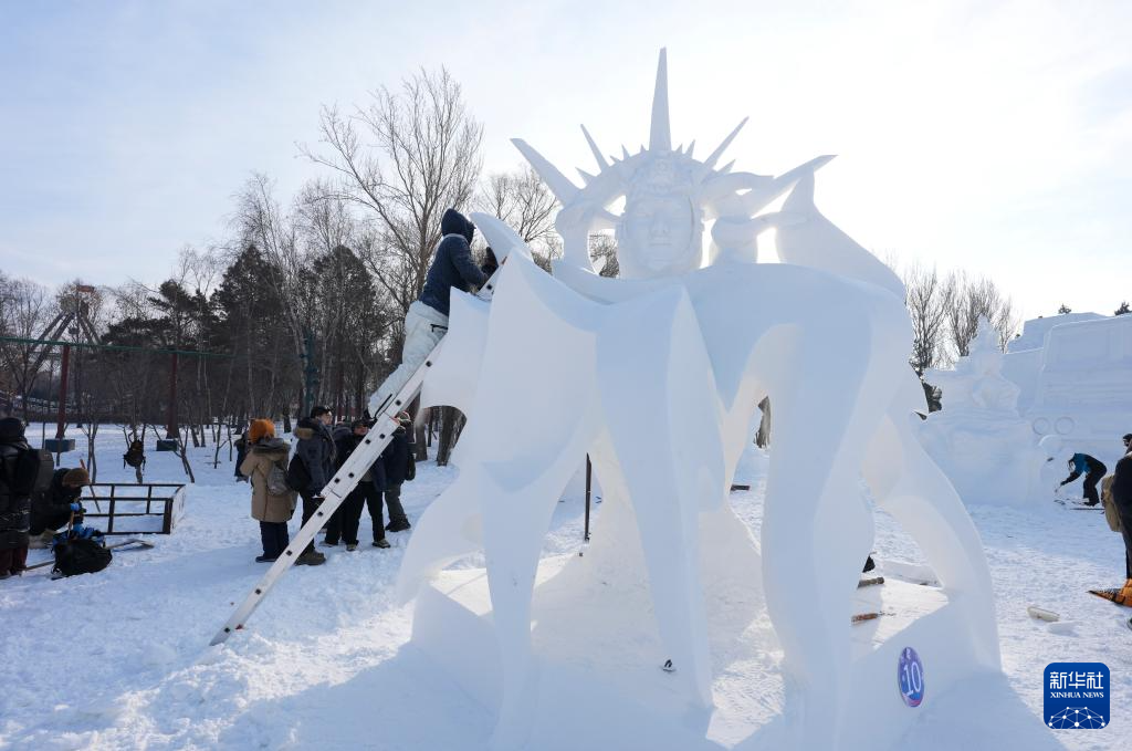 第28届中国·哈尔滨国际雪雕比赛收官