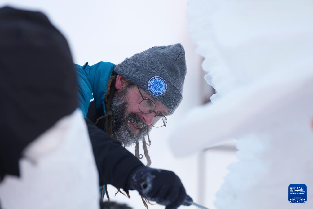 第28届中国·哈尔滨国际雪雕比赛收官