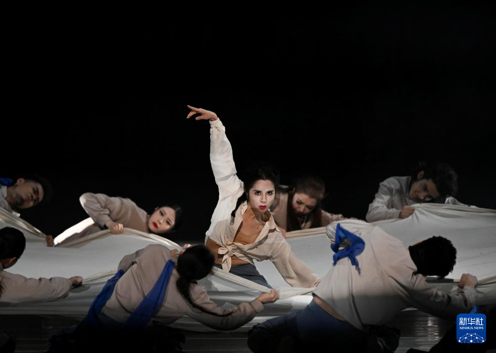 舞剧《她的龟兹》在北京首演