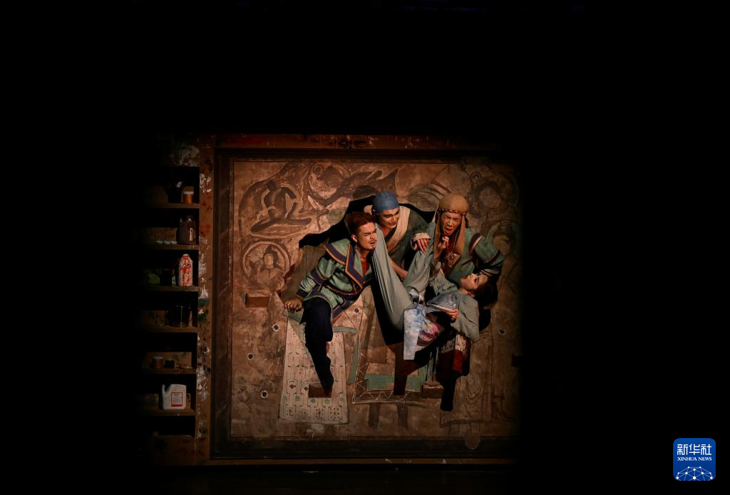 舞剧《她的龟兹》在北京首演