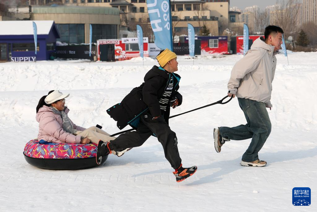 沈阳:“冰雪+温泉”引爆冬季文旅