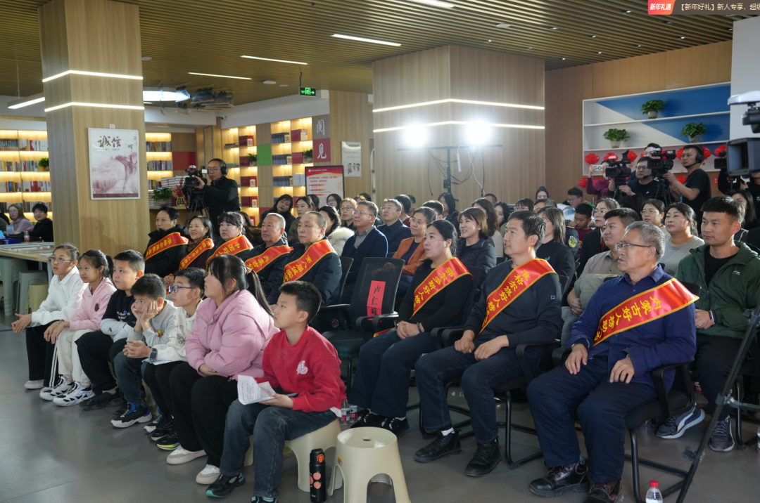 内蒙古自治区“百家荟萃话文明”系列活动走进准格尔旗