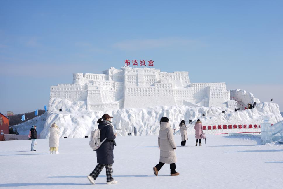 冰雪春天|长春冬韵焕新彩 冰雕雪塑引客来