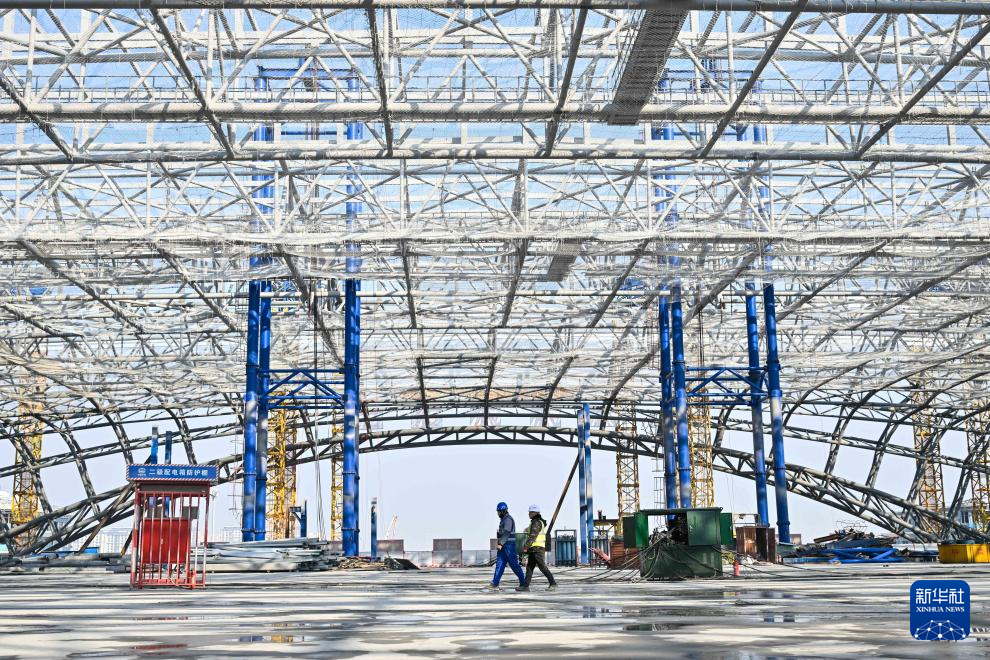 新建上海至南京至合肥高铁南通站侧式站房钢结构顺利提升