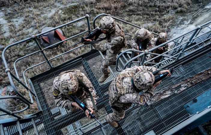 武警重庆总队执勤第五支队开展捕歼战斗演练