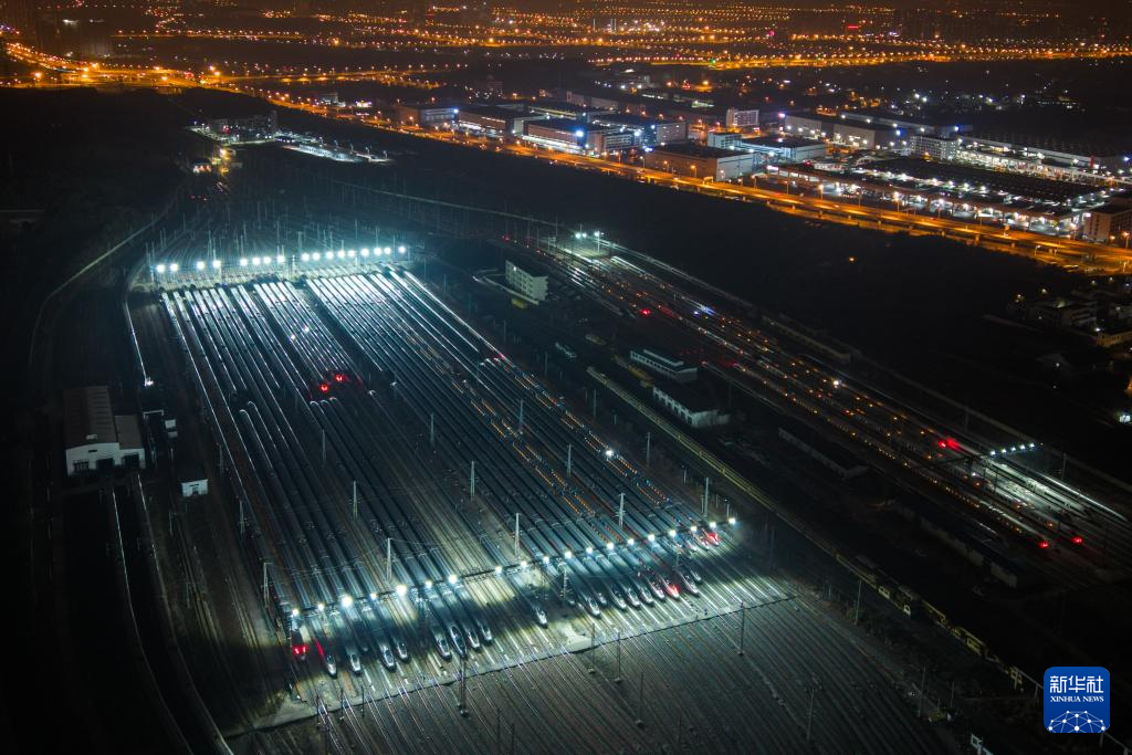 “陆地舰队”蓄势待发