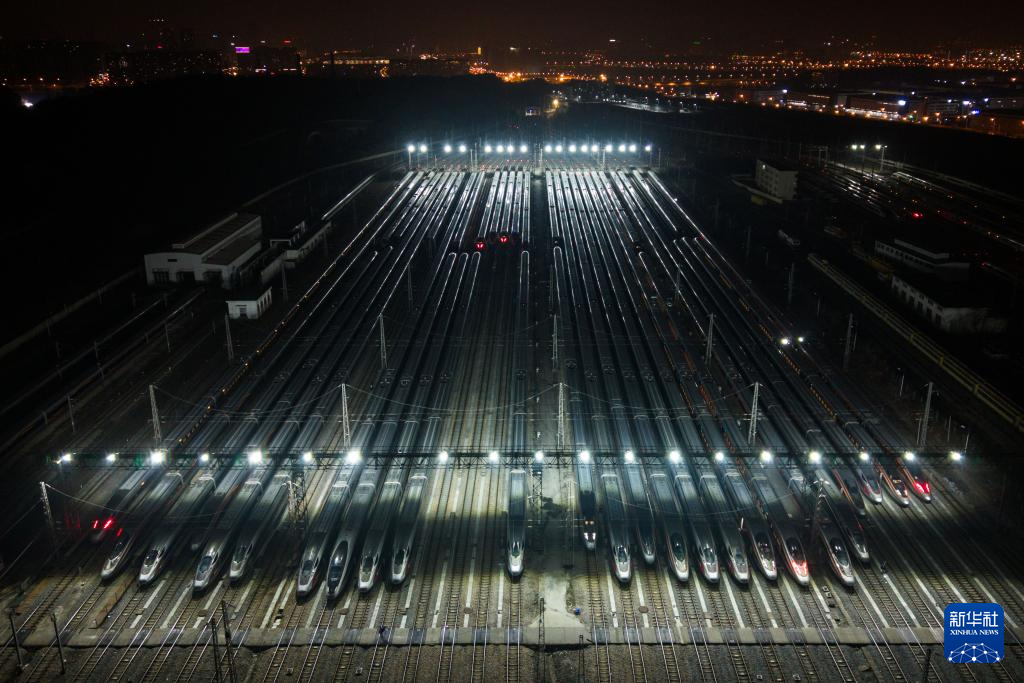 “陆地舰队”蓄势待发