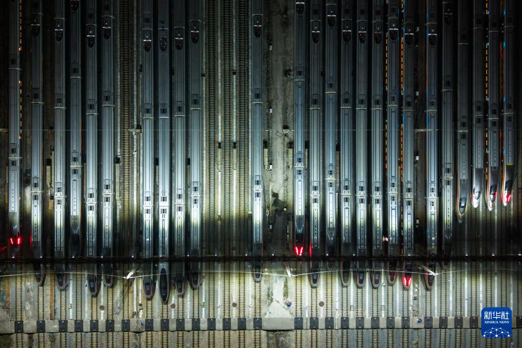 “陆地舰队”蓄势待发