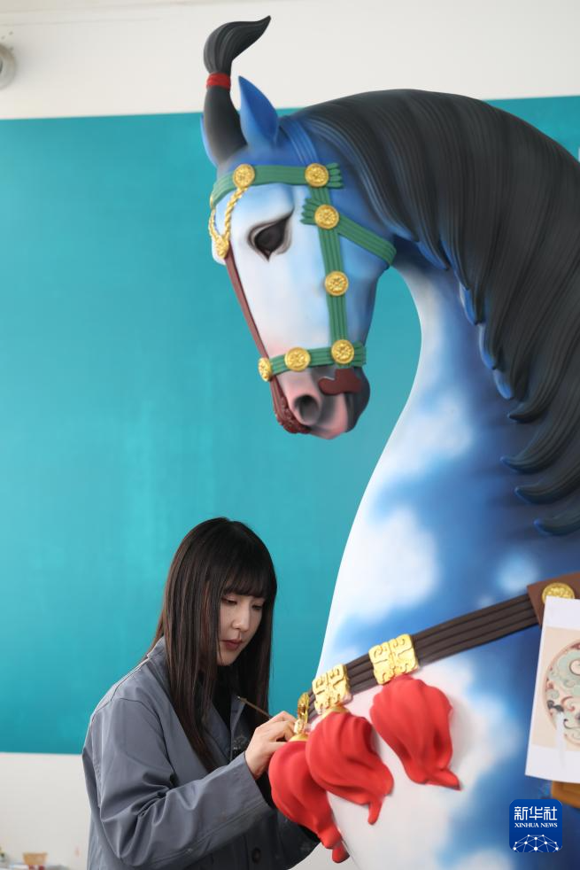 新春走基层|非遗泥人张 巧塑生肖马