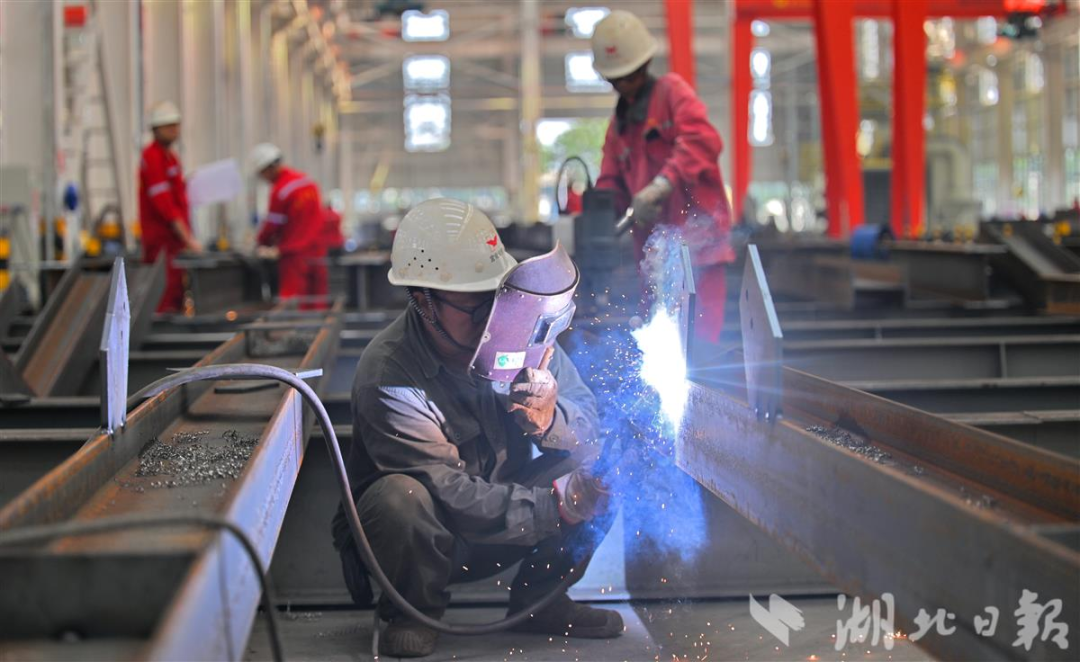 湖北新春第一会,释放7大重磅信号