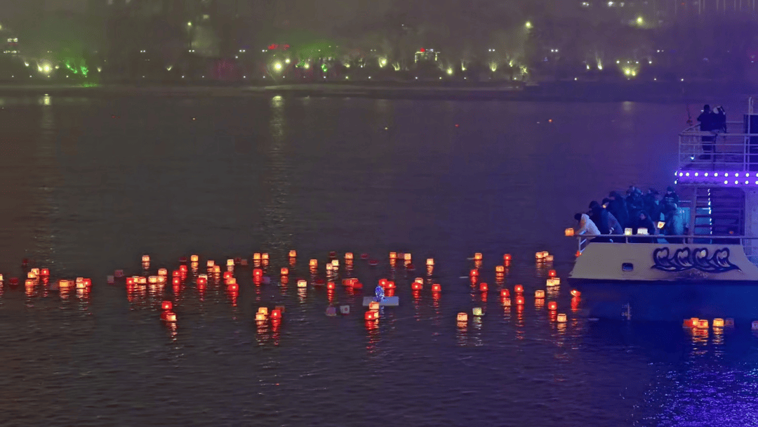 繁星卧松江 上元传福承——“松花江放河灯”非遗展演活动见闻