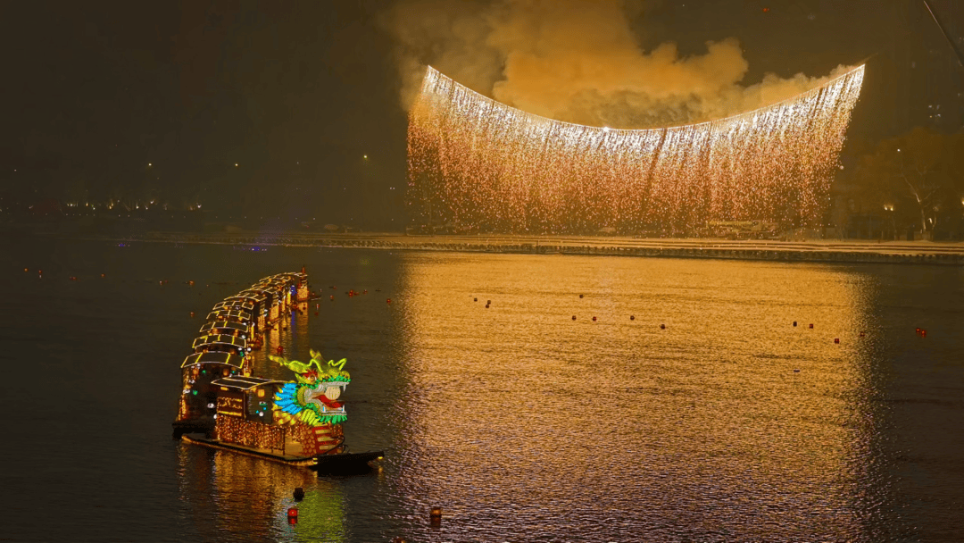 繁星卧松江 上元传福承——“松花江放河灯”非遗展演活动见闻 繁星卧松江 上元传福承——“松花江放河灯”非遗展演活动见闻