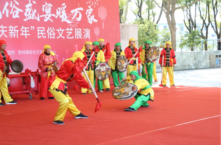 江苏宜兴市官林镇新春文化盛宴，共绘活力民俗年画