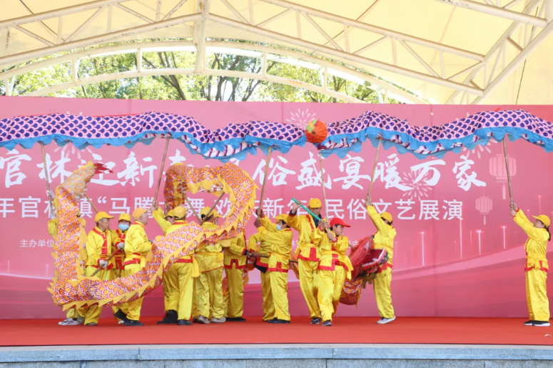 江苏宜兴市官林镇新春文化盛宴，共绘活力民俗年画