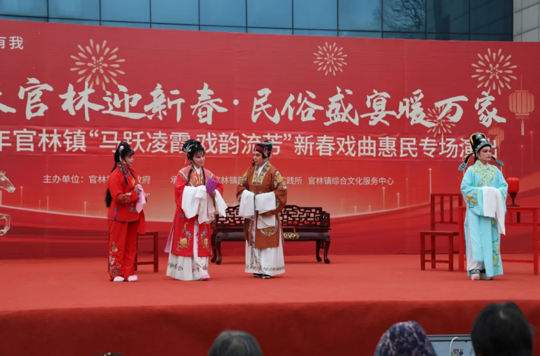 江苏宜兴市官林镇新春文化盛宴，共绘活力民俗年画