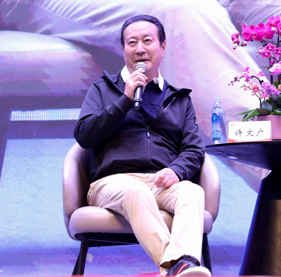 特写 | “大先生”进“大课堂”:韶院千人夜话传薪火 0K1A5762(1)