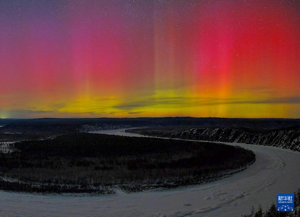 星空相册丨绚丽极光点亮北国之春