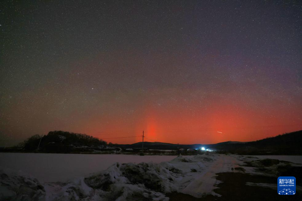 星空相册丨绚丽极光点亮北国之春