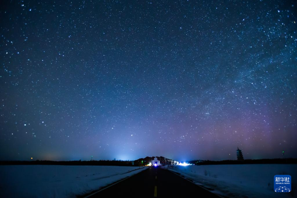 星空相册丨绚丽极光点亮北国之春