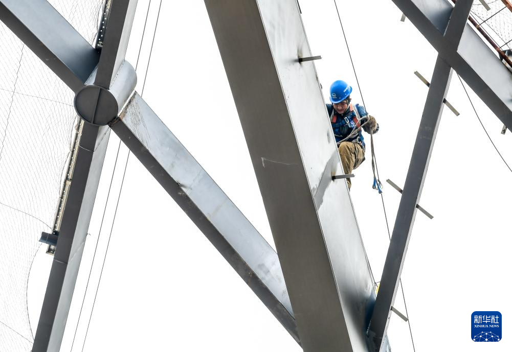 成渝中线高铁建设有序推进