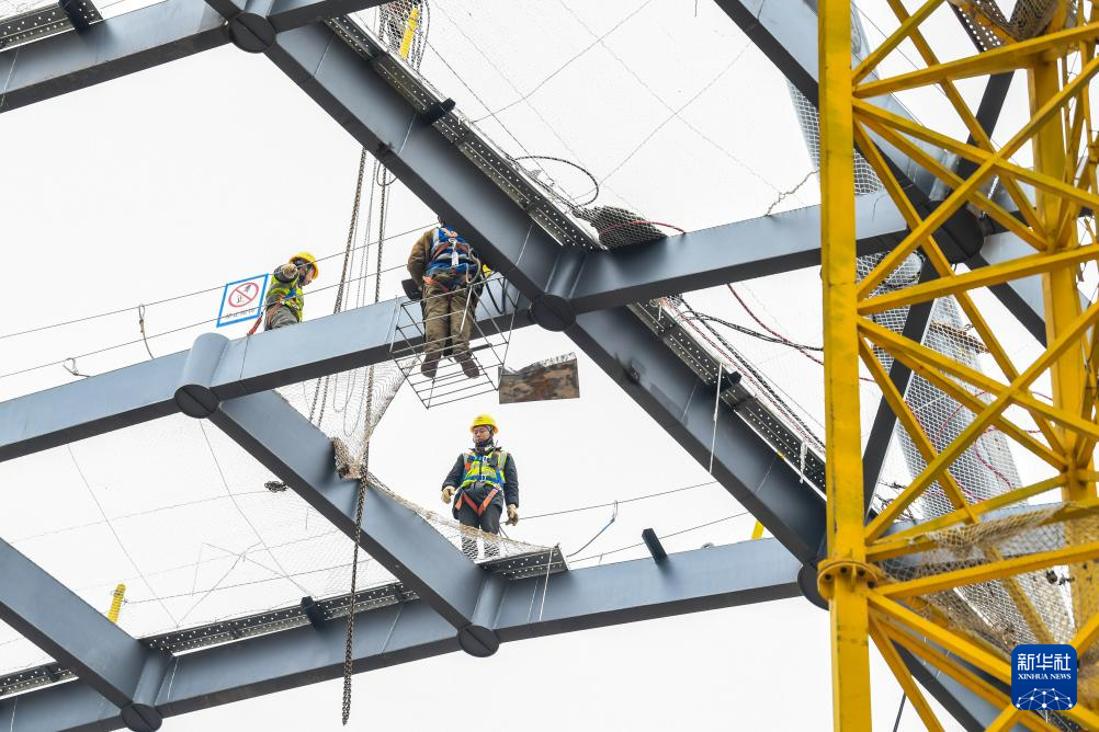 成渝中线高铁建设有序推进