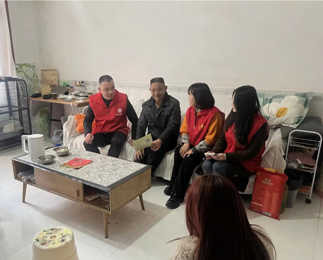 重庆两江新区长福路社区：社企联建聚合力 志愿服务暖民心