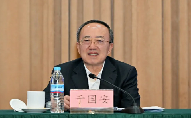 山东省慈善总会第三届理事会第七次会议暨全省慈善总会系统工作会议在济南召开