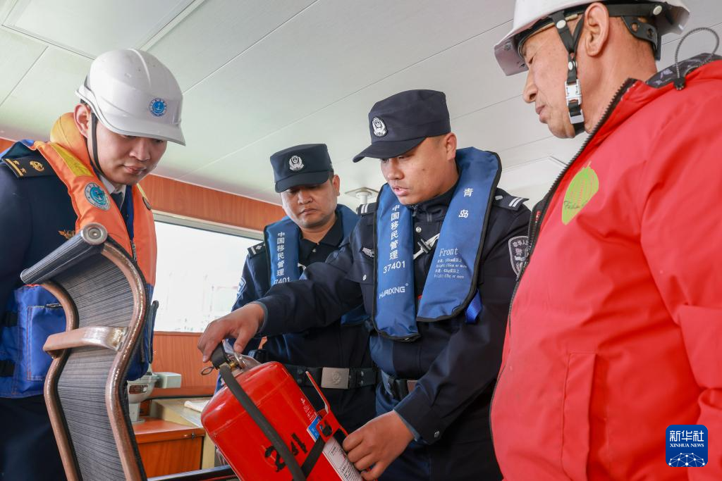 山东青岛:联合执法筑牢口岸安全防线