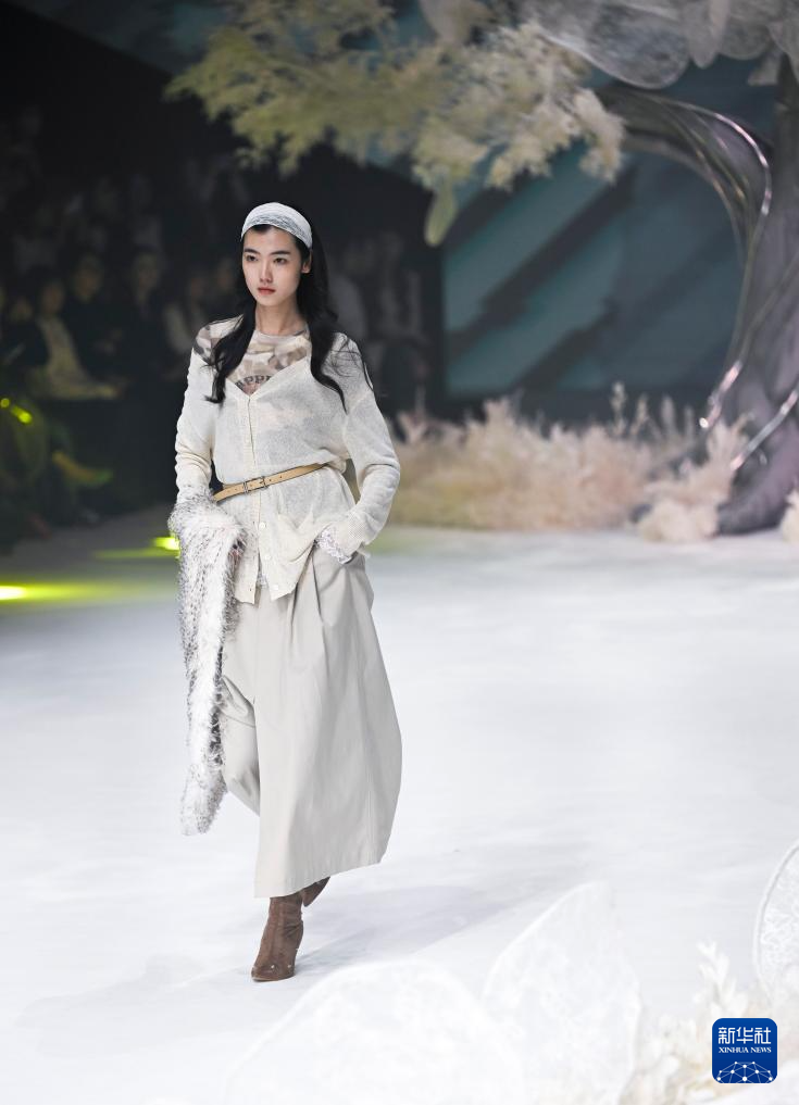 2026秋冬上海时装周开幕