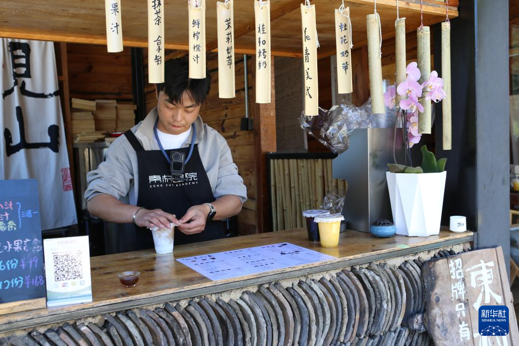 云南嵩明东村:巧做“闲置文章” 发展旅居新业态