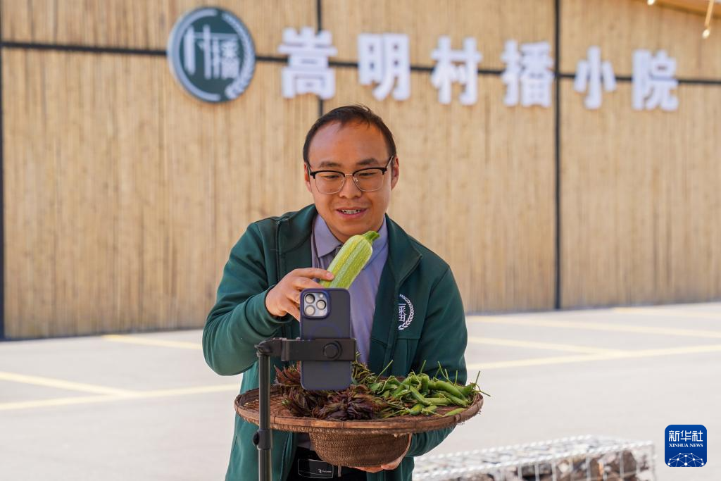 云南嵩明东村:巧做“闲置文章” 发展旅居新业态
