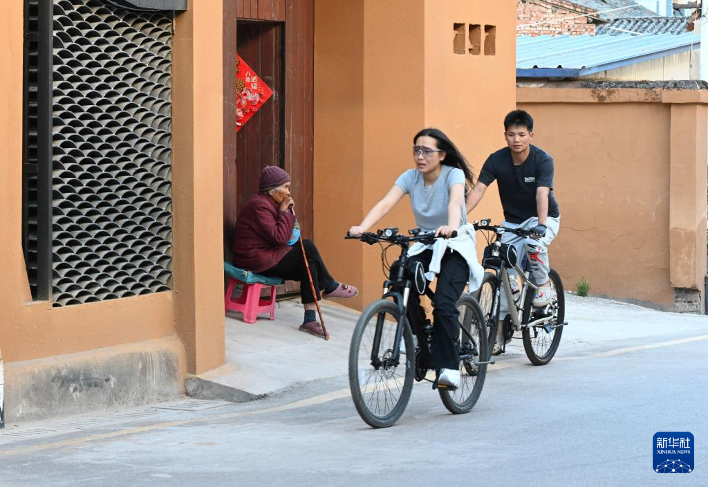 云南嵩明东村:巧做“闲置文章” 发展旅居新业态