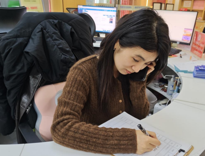 “滴滴护工”，重庆这个社区做了个APP？