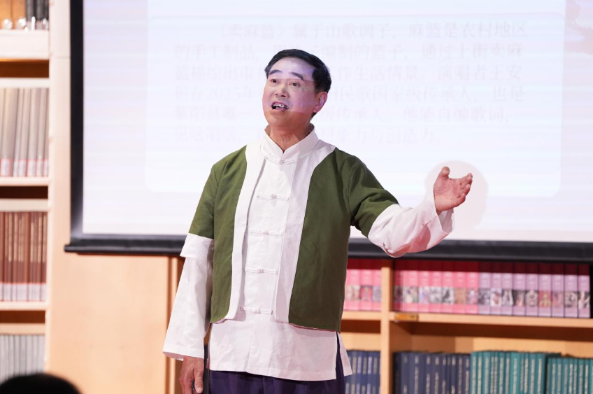 秦巴歌韵传千年 汉水遗珍耀京华——紫阳民歌讲唱会在国家大剧院圆满落幕 秦巴歌韵传千年 汉水遗珍耀京华——紫阳民歌讲唱会在国家大剧院圆满落幕