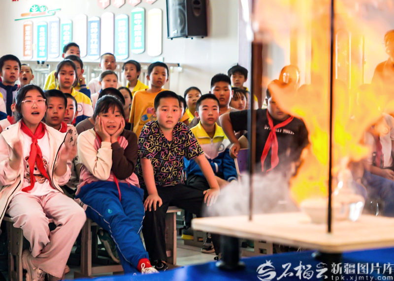 新疆影像7日(222)丨万象争春