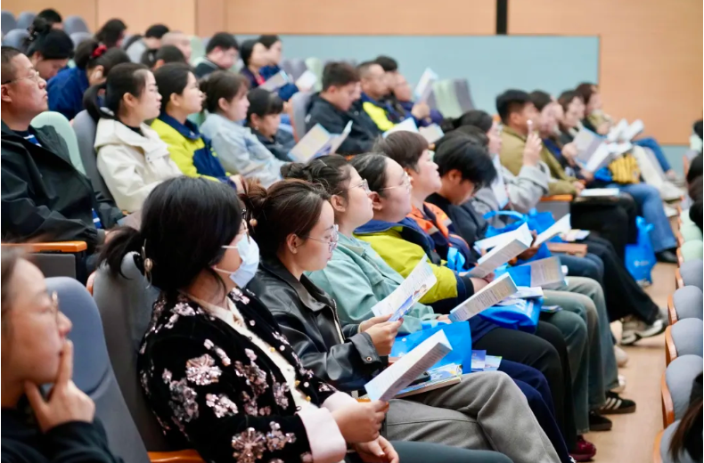 医保政策进企业！江苏宜兴官林镇打通服务“最后一公里”