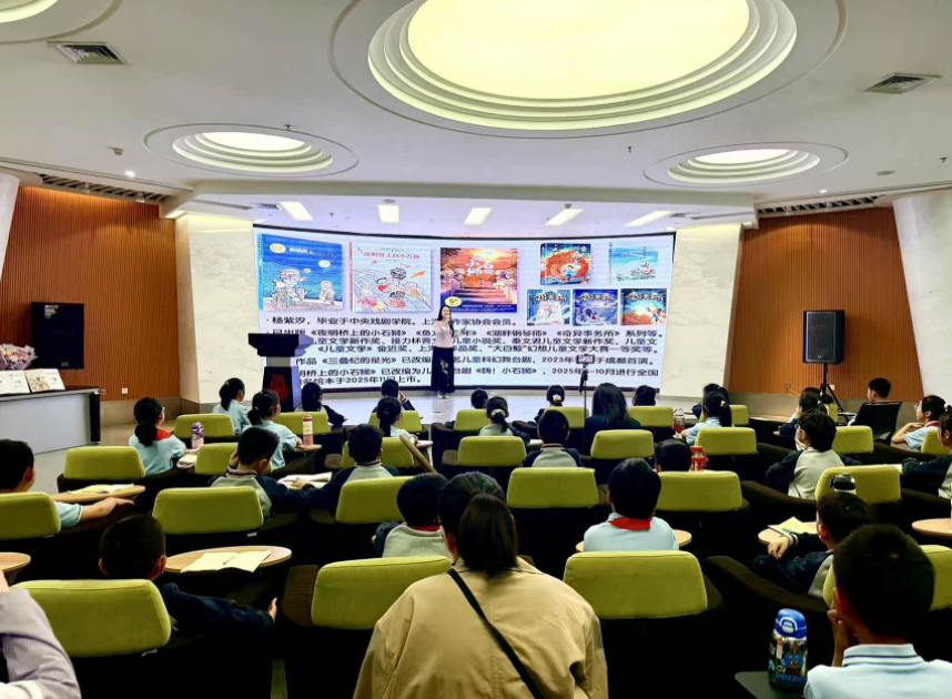 郑州图书馆百余场书香活动点亮四月绿城