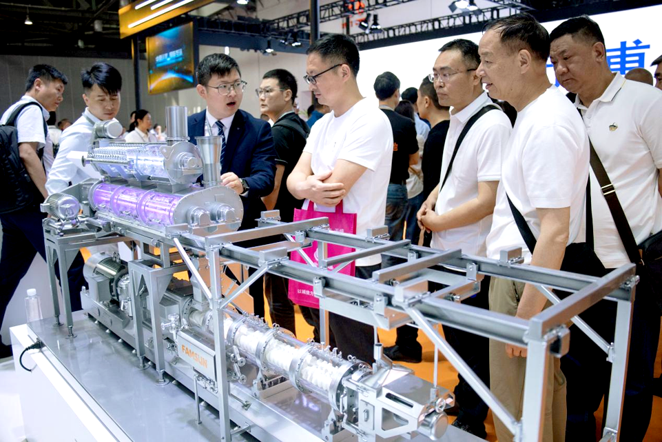 绿色低碳与数智赋能 丰尚四大核心技术亮相南昌饲料展