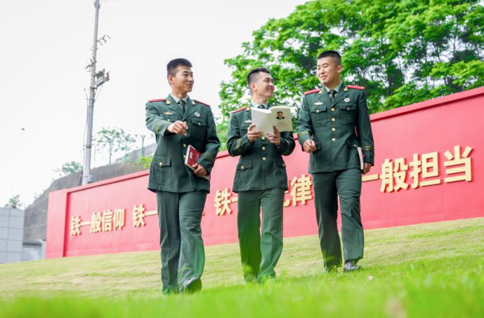 书香润军营 阅读砺初心