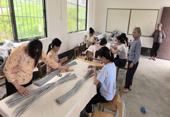 广西大化果好村:从“输血”到“造血”绘就和美乡村 广西大化果好村:从“输血”到“造血”绘就和美乡村