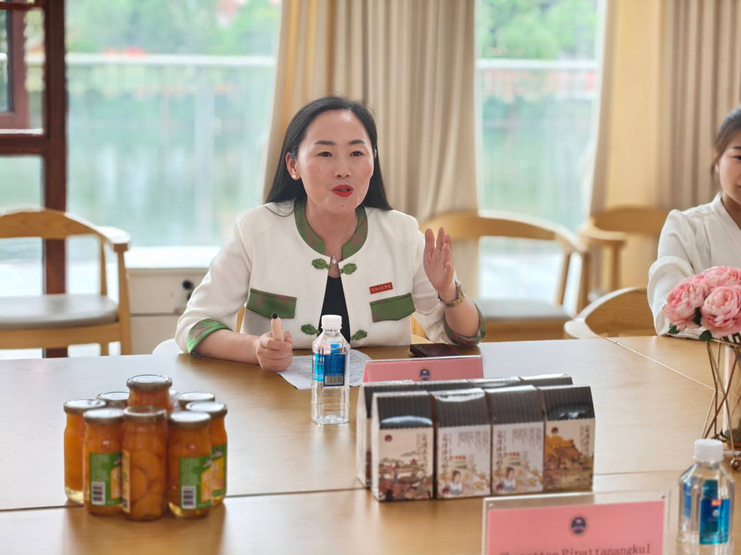 云裳礼序 情暖中泰：湖南信息学院开展中泰文化交流活动