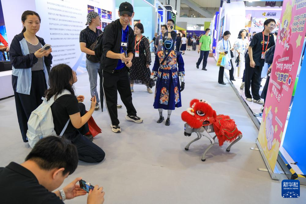 第二十二届文博会开幕 集中展现我国文化产业高质量发展成果