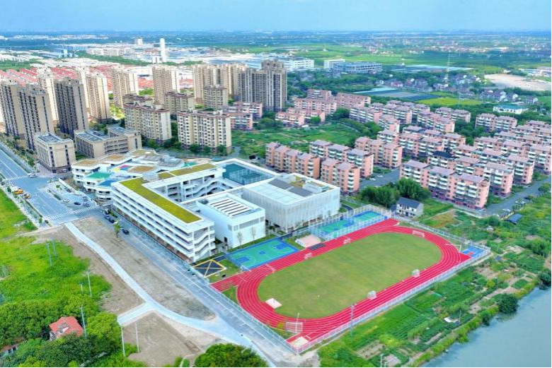 一廊通江海 一城越千年 ——以“S3科创走廊”为引擎构建奉城发展新格局 一廊通江海 一城越千年 ——以“S3科创走廊”为引擎构建奉城发展新格局