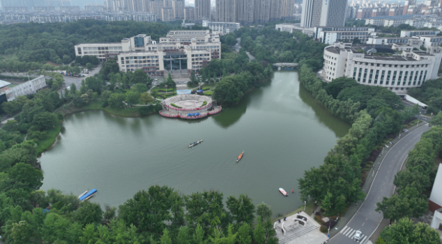 揽月湖再掀竞渡潮 湖科第五届校园龙舟赛火热开赛 揽月湖再掀竞渡潮 湖科第五届校园龙舟赛火热开赛